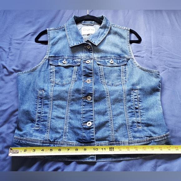 Denim Vest Ladies LG - Picture 4 of 6